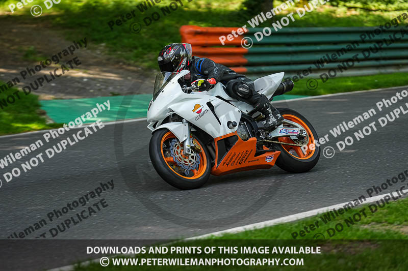 cadwell no limits trackday;cadwell park;cadwell park photographs;cadwell trackday photographs;enduro digital images;event digital images;eventdigitalimages;no limits trackdays;peter wileman photography;racing digital images;trackday digital images;trackday photos